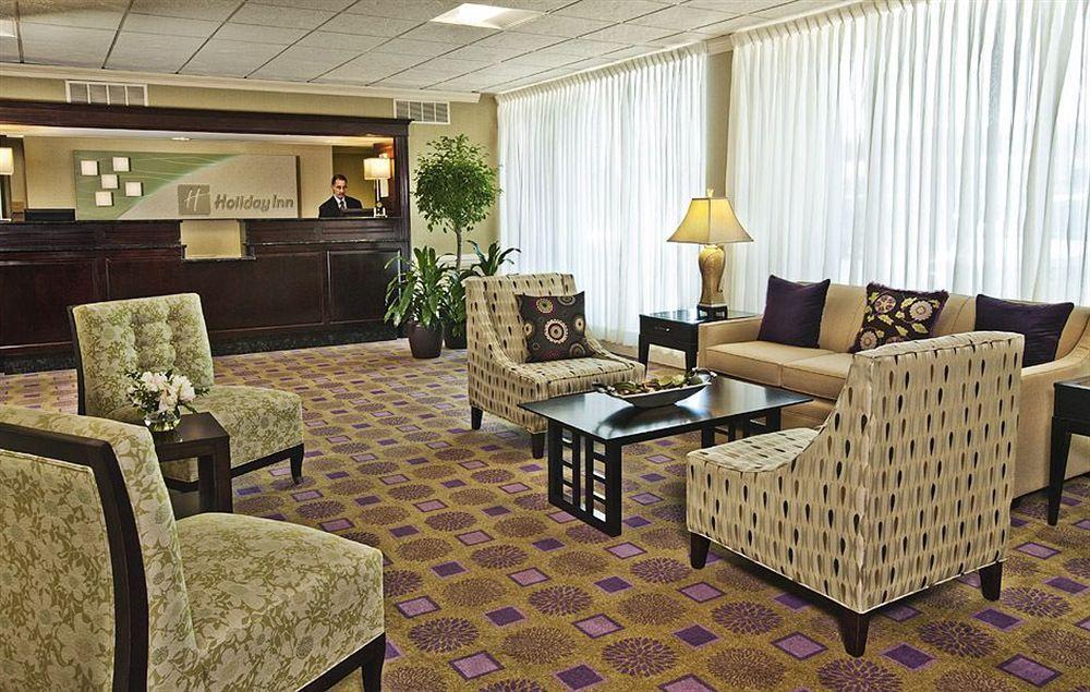 Holiday Inn Alexandria At Carlyle By Ihg Экстерьер фото
