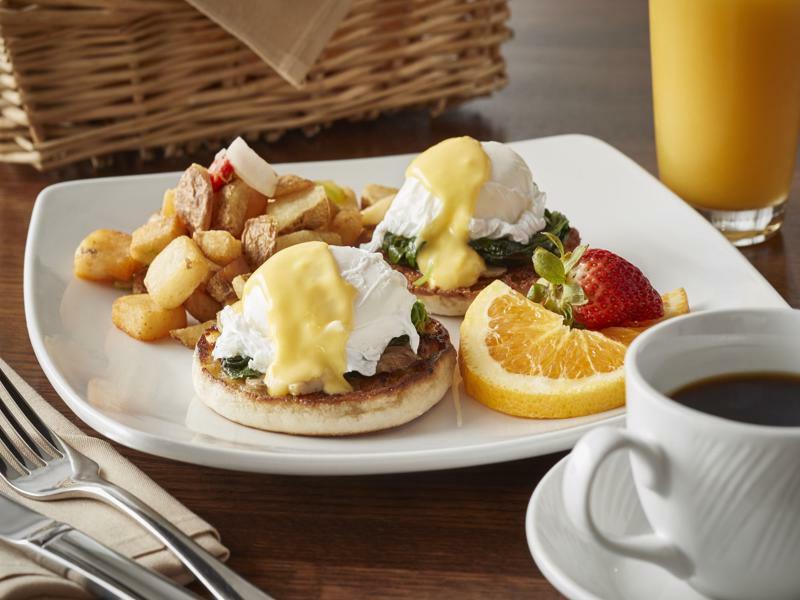 Holiday Inn Alexandria At Carlyle By Ihg Экстерьер фото
