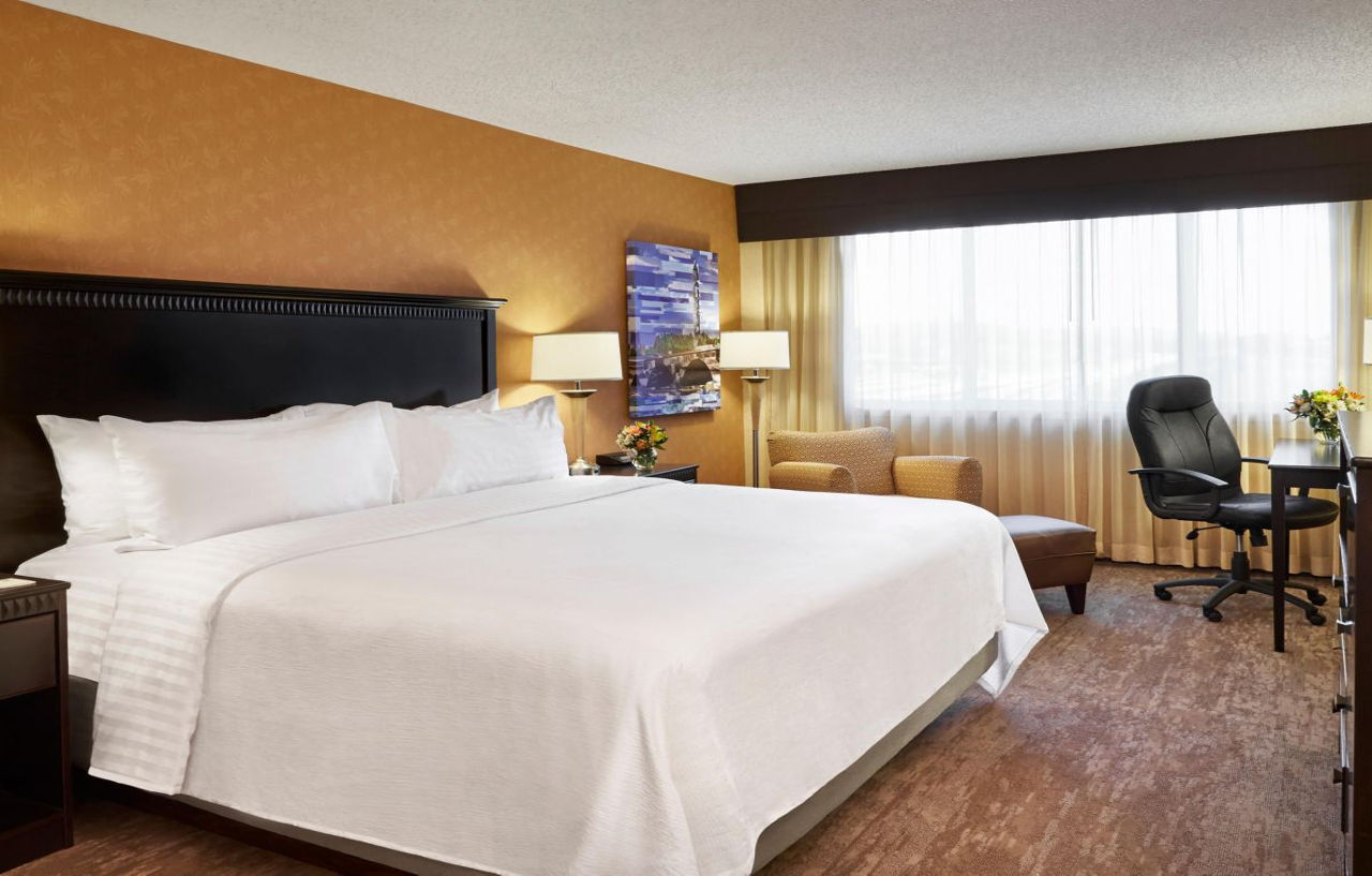 Holiday Inn Alexandria At Carlyle By Ihg Экстерьер фото